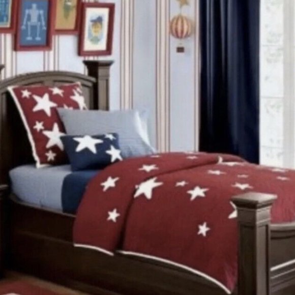 Pottery Barn Kids Bedding Pottery Barn Kids Twin Red Star Quilt And
